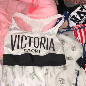 Victoria sport bra